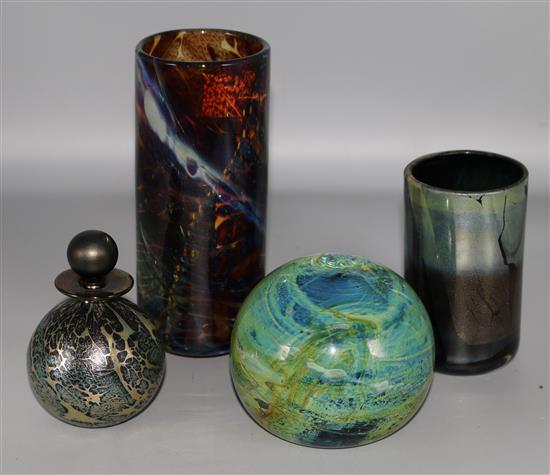 2 Medina pieces of glass and 2 Isle of Wight glass pieces